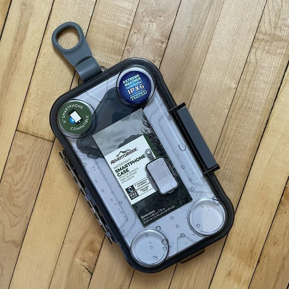 Adventuridge watertight smartphone